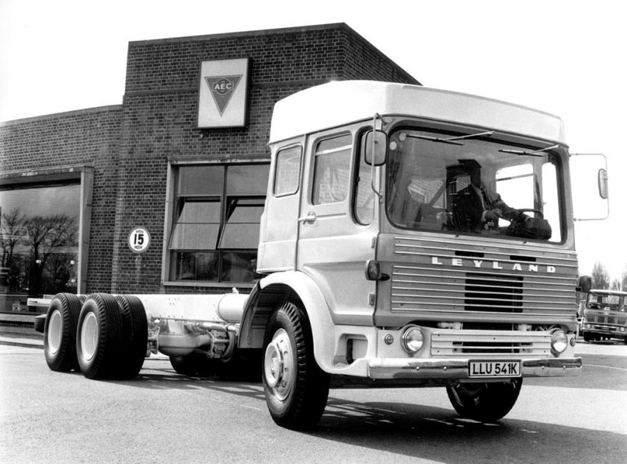  AEC Mammoth Major Tractor (TG6R) 1965 года  (фото 1 из 5)
